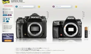 Comparaison des tailles des appareils photo : le Pentax K-1 est plus large et plus épais que le Pentax K-5 II.