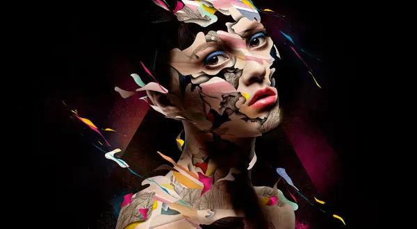 Visage fragmenté, éclats de couleurs vives et textures complexes, dans le style d'Alberto Seveso.