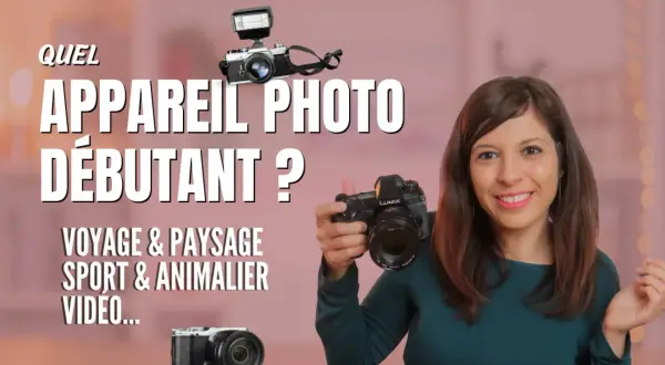 Une femme souriante tient un appareil photo, avec d'autres appareils photo et du texte sur le choix d'un appareil photo pour débutants.