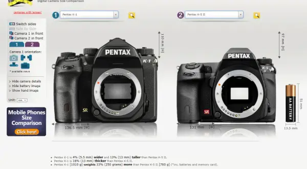 Comparaison des tailles des appareils photo : le Pentax K-1 est plus large et plus épais que le Pentax K-5 II.