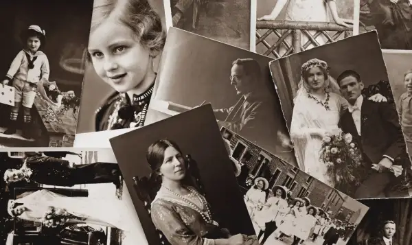 Un assemblage de photos historiques : un enfant en marin, un portrait de jeune fille, un couple marié, une femme assise, et d'autres scènes de vie.